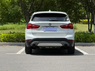 BMW X1 2016 sDrive20Li De lujo exterior foto 6 BMW X1 2016 sDrive20Li De lujo exterior foto 6