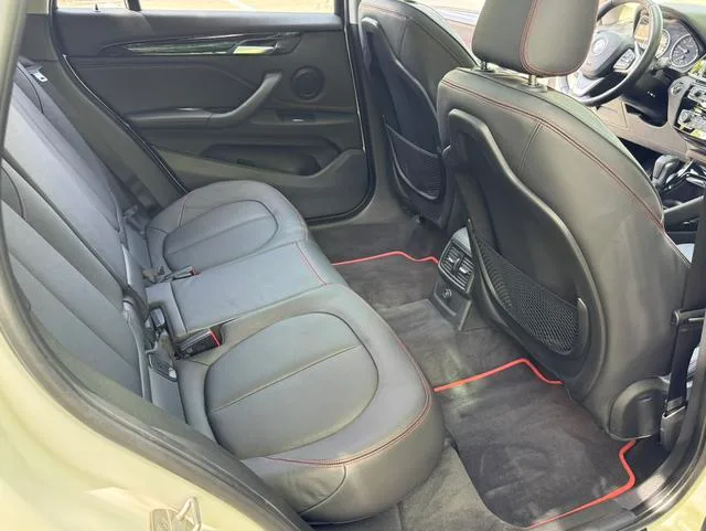 BMW X1 2016 sDrive20Li De lujo interior foto 10 BMW X1 2016 sDrive20Li De lujo interior foto 10