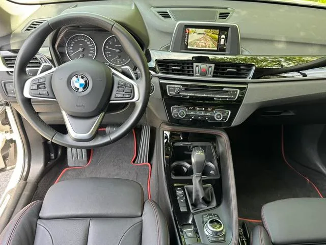 BMW X1 2016 sDrive20Li De lujo interior foto 14 BMW X1 2016 sDrive20Li De lujo interior foto 14