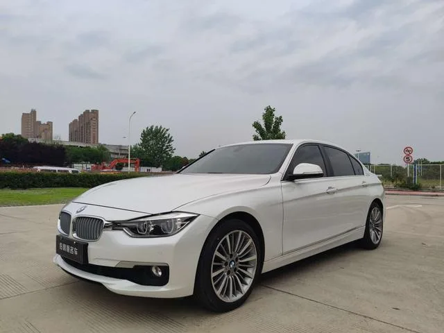 BMW 3 Series 2019 320Li Fashionable exterior photo 1 BMW 3 Series 2019 320Li Fashionable exterior photo 1