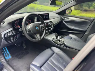 BMW 5 Series 2020 525i M Sports suit interior photo 16 BMW 5 Series 2020 525i M Sports suit interior photo 16