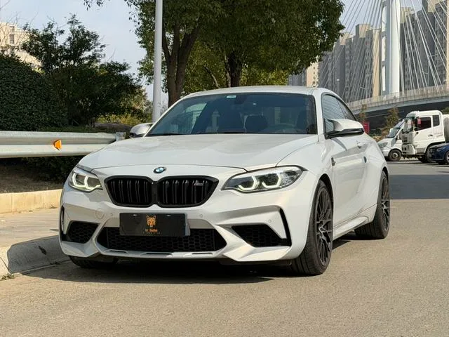 BMW M2 2018 M2 Versión Thunder exterior foto 1 BMW M2 2018 M2 Versión Thunder exterior foto 1