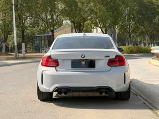 BMW M2 2018 M2 Versión Thunder exterior foto 5 BMW M2 2018 M2 Versión Thunder exterior foto 5