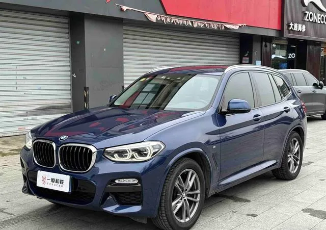 BMW X3 2019 xDrive30i Líder M Conjunto deportivo exterior foto 1 BMW X3 2019 xDrive30i Líder M Conjunto deportivo exterior foto 1