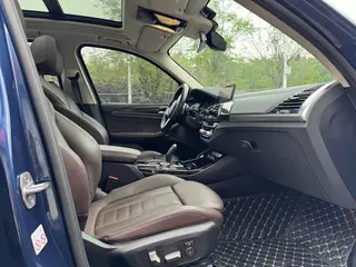 BMW X3 2019 xDrive30i Líder M Conjunto deportivo interior foto 9 BMW X3 2019 xDrive30i Líder M Conjunto deportivo interior foto 9