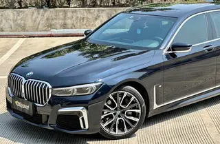 BMW 7 Series 2021 740Li Líder M Conjunto deportivo exterior foto 4 BMW 7 Series 2021 740Li Líder M Conjunto deportivo exterior foto 4