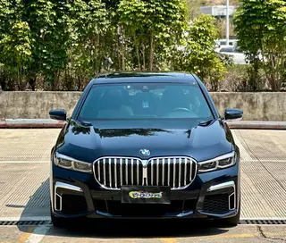 BMW 7 Series 2021 740Li Líder M Conjunto deportivo interior foto 16 BMW 7 Series 2021 740Li Líder M Conjunto deportivo interior foto 16