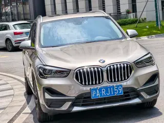 BMW X1 2020 xDrive25Li Premium Class exterior photo 7