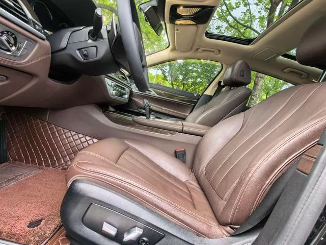 BMW 7 Series 2017 730Li Leading Type exterior photo 6 BMW 7 Series 2017 730Li Leading Type exterior photo 6
