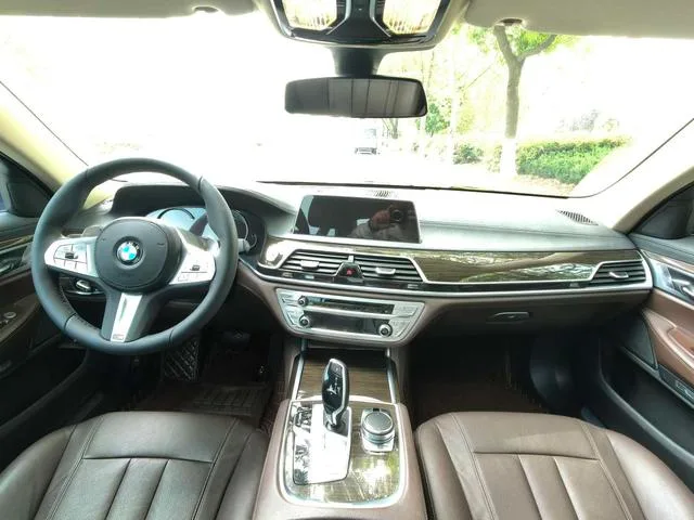 BMW 7 Series 2017 730Li Leading Type exterior photo 7 BMW 7 Series 2017 730Li Leading Type exterior photo 7