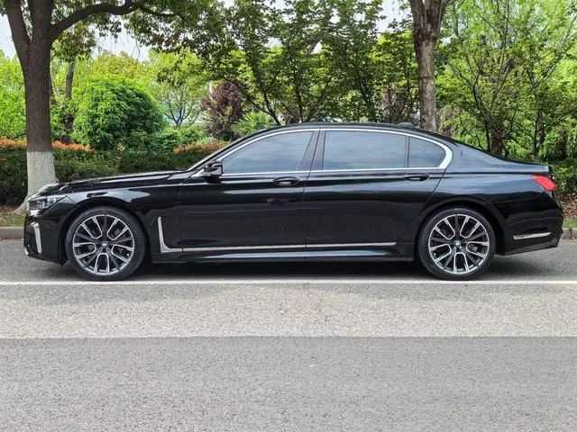 BMW 7 Series 2017 730Li Leading Type interior photo 8 BMW 7 Series 2017 730Li Leading Type interior photo 8