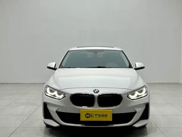 BMW 1 Series 2020 120i M Conjunto deportivo exterior foto 2 BMW 1 Series 2020 120i M Conjunto deportivo exterior foto 2