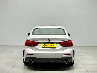 BMW 1 Series 2020 120i M Conjunto deportivo exterior foto 5 BMW 1 Series 2020 120i M Conjunto deportivo exterior foto 5