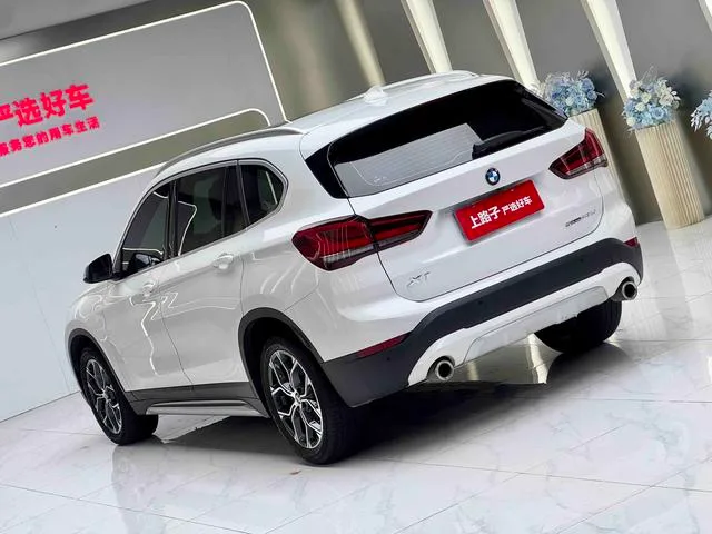 BMW X1 2021 Restyling sDrive20Li Premium Class exterior photo 4 BMW X1 2021 Restyling sDrive20Li Premium Class exterior photo 4