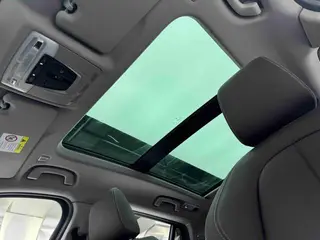BMW X1 2021 Restyling sDrive20Li Premium Class interior photo 15 BMW X1 2021 Restyling sDrive20Li Premium Class interior photo 15