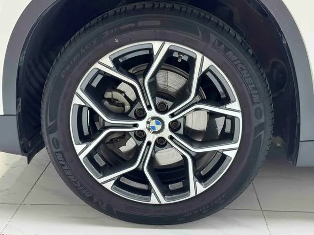 BMW X1 2021 Restyling sDrive20Li Premium Class interior photo 16 BMW X1 2021 Restyling sDrive20Li Premium Class interior photo 16