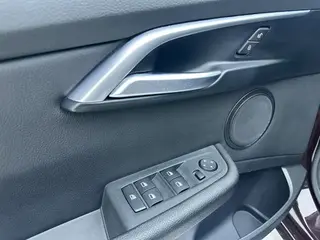 BMW 1 Series 2018 118i Sportif extérieur photo 9 BMW 1 Series 2018 118i Sportif extérieur photo 9