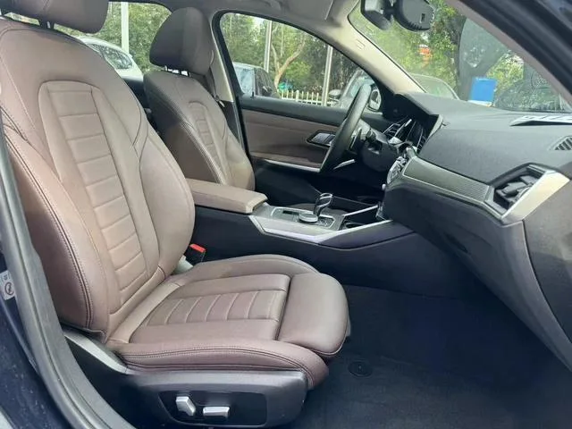 BMW 3 Series 2021 325Li M Traje nocturno deportivo Yao interior foto 12 BMW 3 Series 2021 325Li M Traje nocturno deportivo Yao interior foto 12
