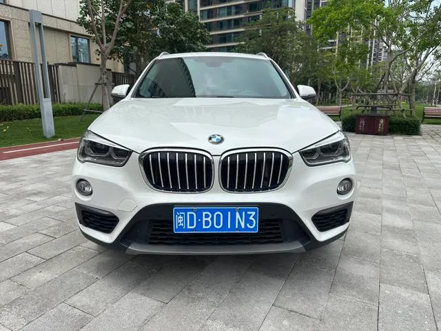 BMW X1 2019 sDrive20Li Leading Type exterior photo 2 BMW X1 2019 sDrive20Li Leading Type exterior photo 2
