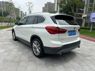 BMW X1 2019 sDrive20Li Leading Type exterior photo 5 BMW X1 2019 sDrive20Li Leading Type exterior photo 5