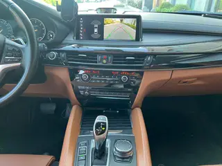 BMW X6 2018 xDrive35i Tipo de lujo interior foto 14 BMW X6 2018 xDrive35i Tipo de lujo interior foto 14