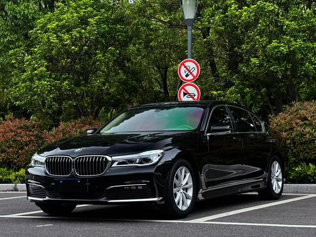 BMW 7 Series 2017 730Li Leading Type exterior photo 1 BMW 7 Series 2017 730Li Leading Type exterior photo 1