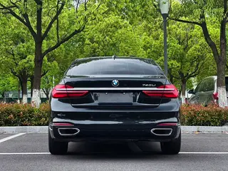 BMW 7 Series 2017 730Li Leading Type exterior photo 5 BMW 7 Series 2017 730Li Leading Type exterior photo 5