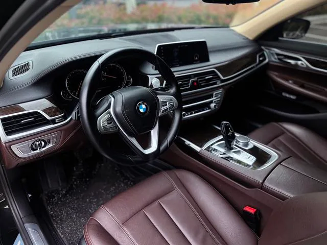 BMW 7 Series 2017 730Li Leading Type interior photo 9 BMW 7 Series 2017 730Li Leading Type interior photo 9