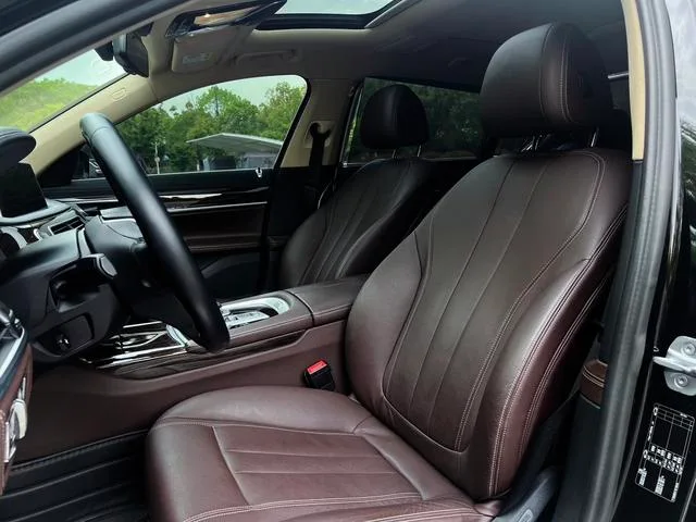 BMW 7 Series 2017 730Li Leading Type interior photo 10 BMW 7 Series 2017 730Li Leading Type interior photo 10