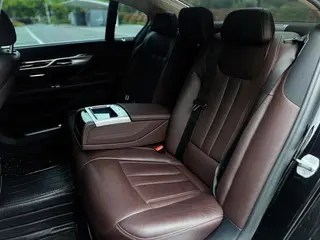 BMW 7 Series 2017 730Li Leading Type interior photo 11 BMW 7 Series 2017 730Li Leading Type interior photo 11