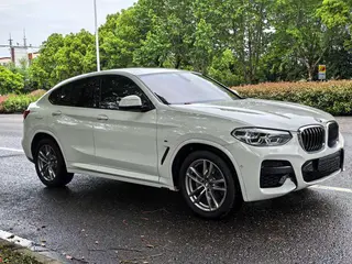 BMW X4 2020 xDrive25i M Sports suit exterior photo 2 BMW X4 2020 xDrive25i M Sports suit exterior photo 2