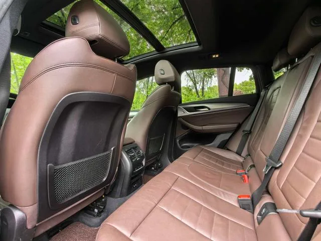 BMW X4 2020 xDrive25i M Sports suit interior photo 9 BMW X4 2020 xDrive25i M Sports suit interior photo 9