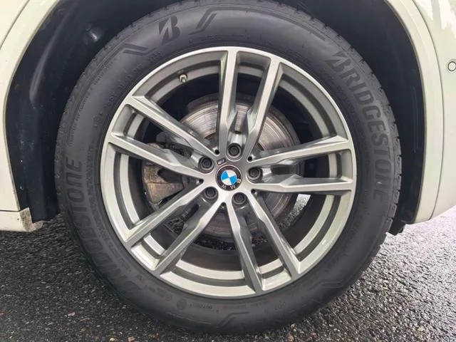 BMW X4 2020 xDrive25i M Sports suit interior photo 14 BMW X4 2020 xDrive25i M Sports suit interior photo 14