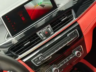 BMW X2 2020 sDrive25i Leading Type M Sports suit interior photo 7 BMW X2 2020 sDrive25i Leading Type M Sports suit interior photo 7