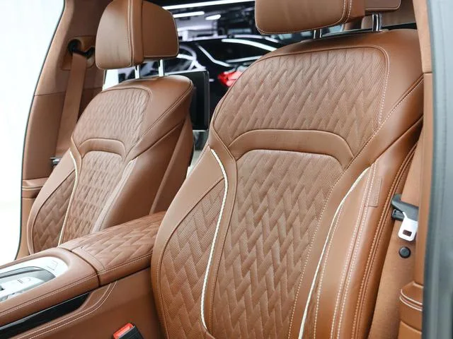 BMW 7 Series 2019 Mise à jour 750Li xDrive V8 M Ensemble de sport extérieur photo 3 BMW 7 Series 2019 Mise à jour 750Li xDrive V8 M Ensemble de sport extérieur photo 3
