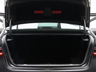 BMW 7 Series 2019 Mise à jour 750Li xDrive V8 M Ensemble de sport intérieur photo 12 BMW 7 Series 2019 Mise à jour 750Li xDrive V8 M Ensemble de sport intérieur photo 12