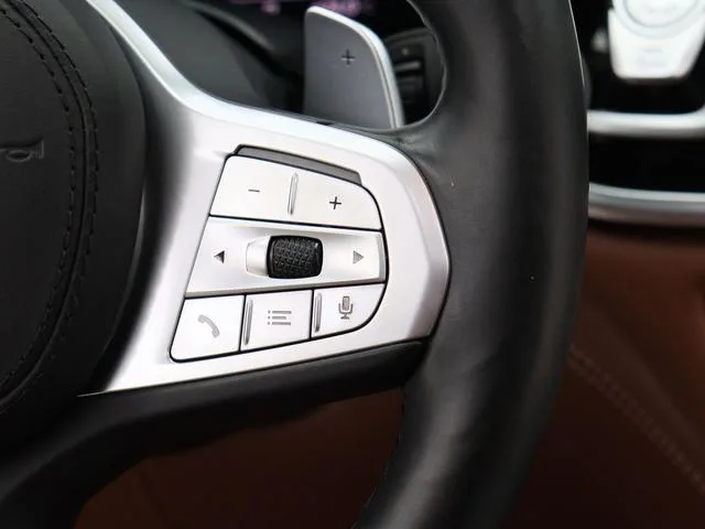 BMW 7 Series 2019 Mise à jour 750Li xDrive V8 M Ensemble de sport intérieur photo 18 BMW 7 Series 2019 Mise à jour 750Li xDrive V8 M Ensemble de sport intérieur photo 18