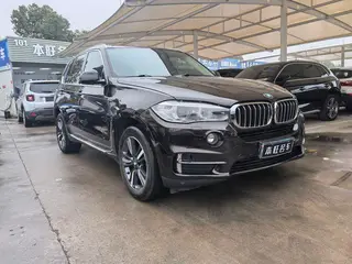 BMW X5 2017 xDrive35i Estilo elegante exterior foto 3 BMW X5 2017 xDrive35i Estilo elegante exterior foto 3