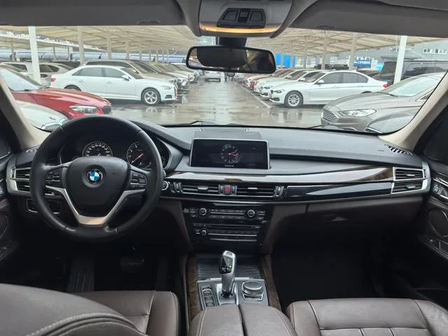 BMW X5 2017 xDrive35i Estilo elegante exterior foto 7 BMW X5 2017 xDrive35i Estilo elegante exterior foto 7