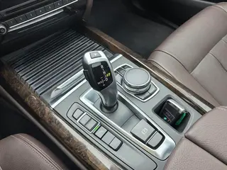 BMW X5 2017 xDrive35i Estilo elegante interior foto 11 BMW X5 2017 xDrive35i Estilo elegante interior foto 11