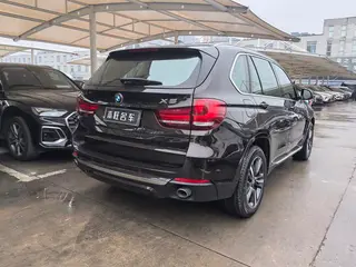BMW X5 2017 xDrive35i Estilo elegante interior foto 17 BMW X5 2017 xDrive35i Estilo elegante interior foto 17