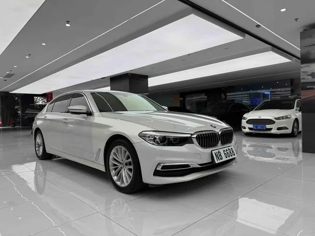 BMW 5 Series 2020 525Li M Sports suit exterior photo 3 BMW 5 Series 2020 525Li M Sports suit exterior photo 3