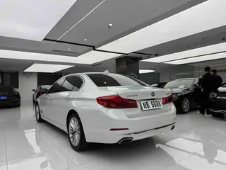 BMW 5 Series 2020 525Li M Sports suit interior photo 7 BMW 5 Series 2020 525Li M Sports suit interior photo 7