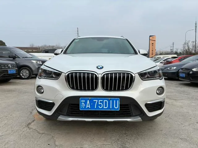 BMW X1 2019 sDrive18Li Tipo de lujo exterior foto 2 BMW X1 2019 sDrive18Li Tipo de lujo exterior foto 2