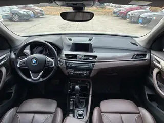 BMW X1 2019 sDrive18Li Tipo de lujo interior foto 16 BMW X1 2019 sDrive18Li Tipo de lujo interior foto 16