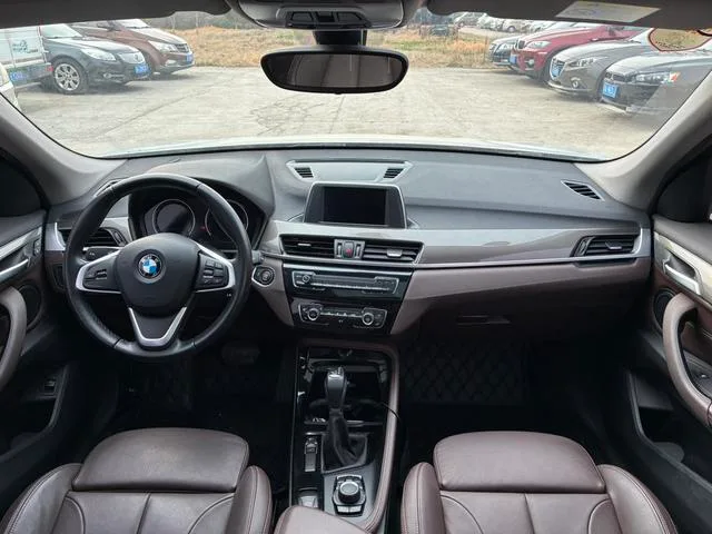 BMW X1 2019 sDrive18Li Tipo de lujo interior foto 16 BMW X1 2019 sDrive18Li Tipo de lujo interior foto 16