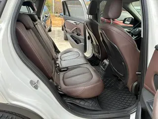 BMW X1 2019 sDrive18Li Tipo de lujo interior foto 17 BMW X1 2019 sDrive18Li Tipo de lujo interior foto 17