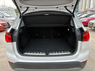 BMW X1 2019 sDrive18Li Tipo de lujo interior foto 20 BMW X1 2019 sDrive18Li Tipo de lujo interior foto 20