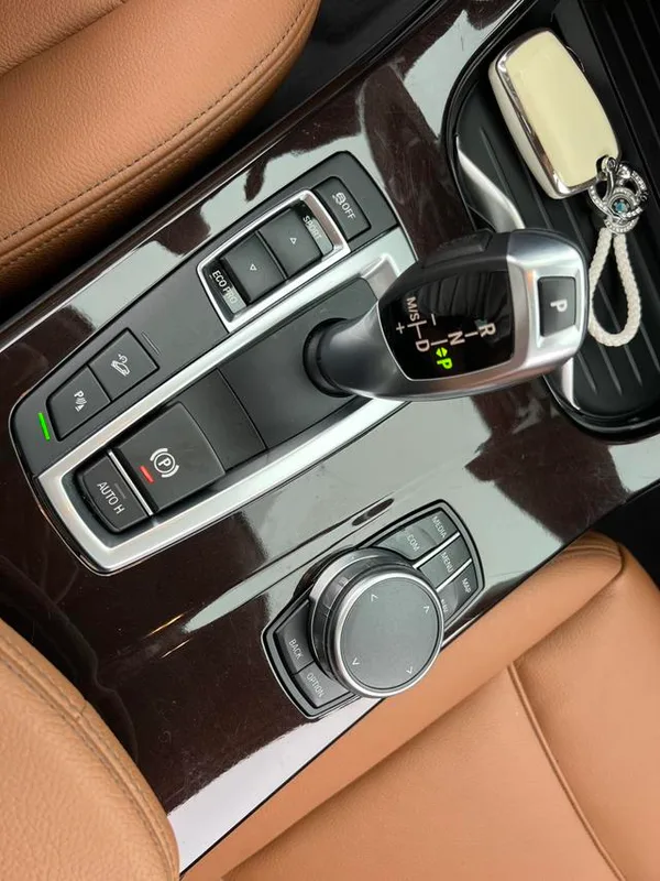 BMW X4 2014 xDrive20i X Design Suit interior photo 19 BMW X4 2014 xDrive20i X Design Suit interior photo 19