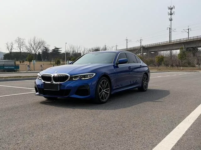 BMW 3 Series 2020 320Li M Sports suit exterior photo 1 BMW 3 Series 2020 320Li M Sports suit exterior photo 1
